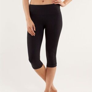 lululemon cropped black leggings